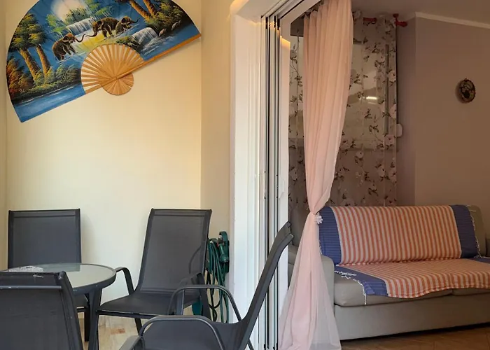 Klesta - Design, Komfort & Top-lage Mit Meerblick 아파트 Sarandë